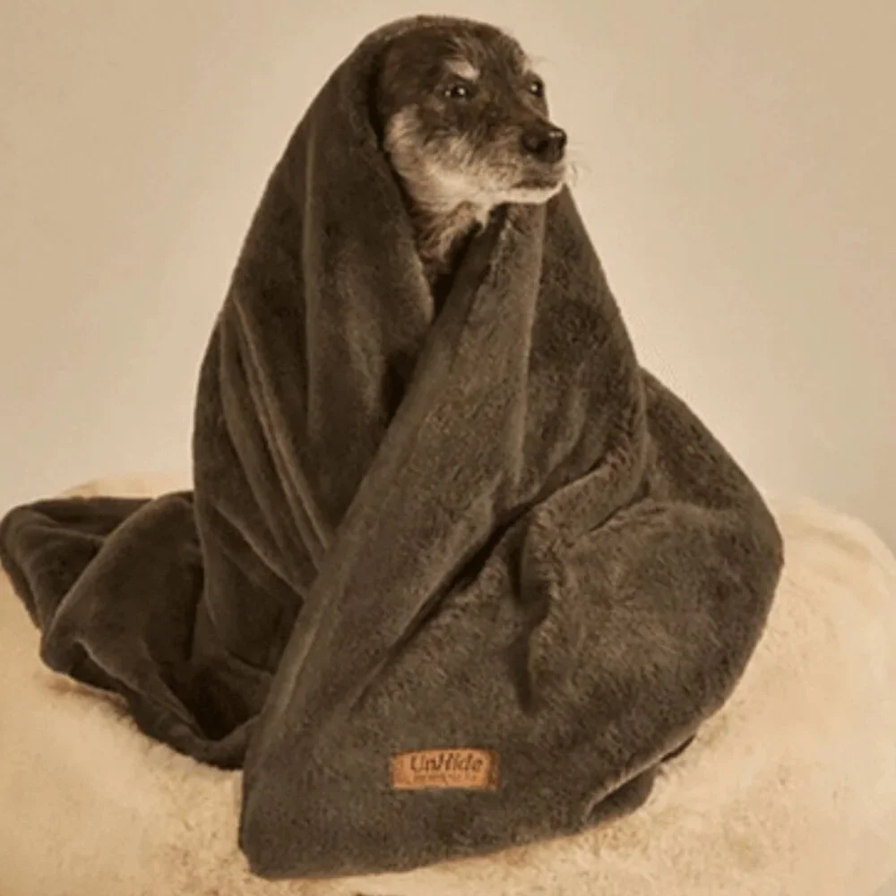 UnHide Lil' Marsh Pet Blanket in Charcoal Charlie